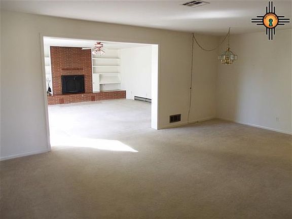 4th image of 1216 Estancia Ave