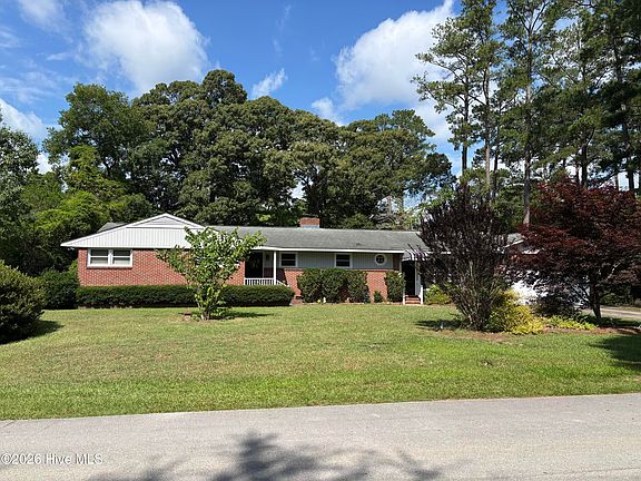 5th image of 201 Dogwood Lane