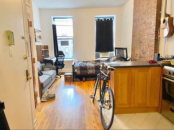 5th image of 1693 Lex Ave #3B