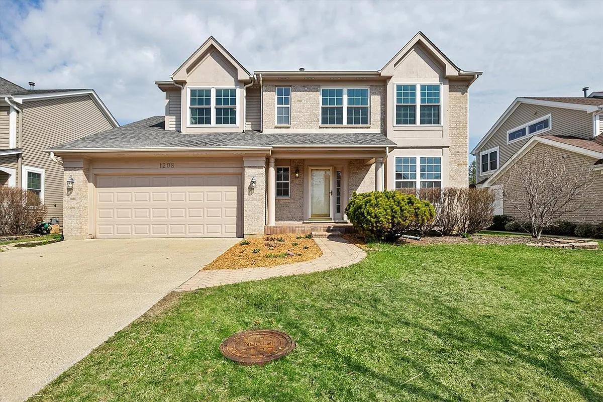 1208 Shetland Dr photo 1
