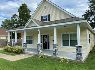 1304 Magnolia Ave, Mena, AR 71953
