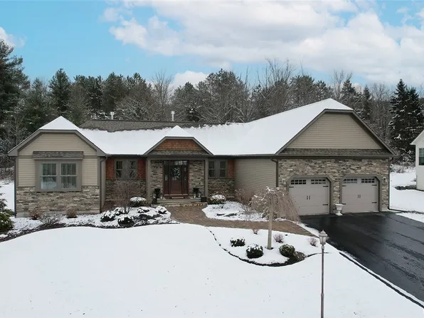 6150 Waterloo Rd, Jamesville, NY 13078