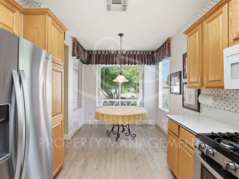 117 Golden Spike Ct — Photo 8