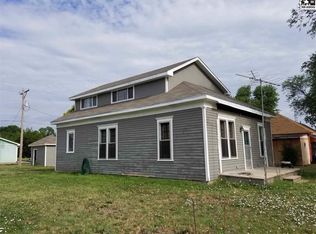 303 N Swedonia St, Marquette, KS 67464