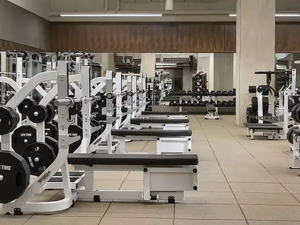 180 Front Street image 3 of 37