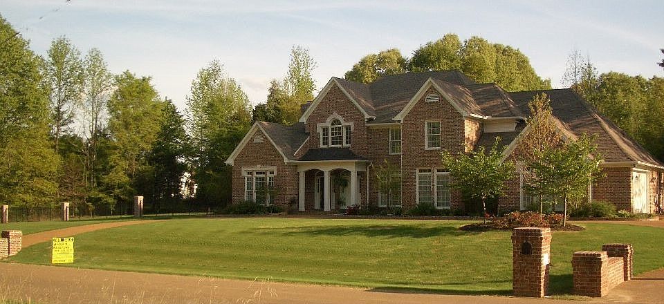600 Estate; Hickory Withe Woods