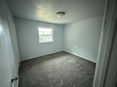 5th image of 1912 N Moulton Ct
