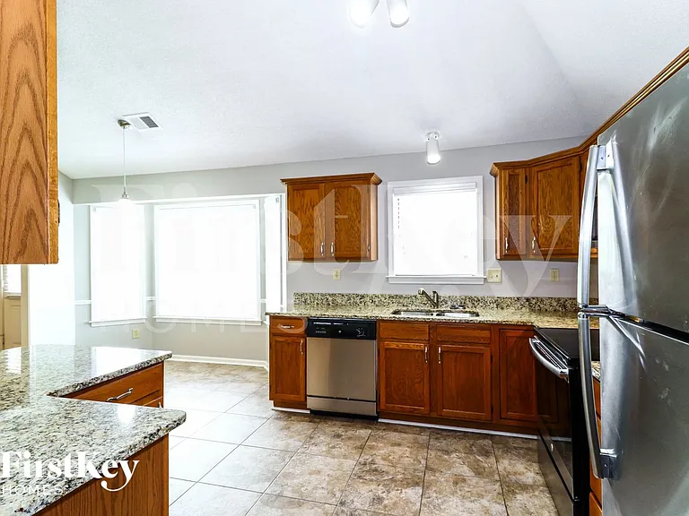 779 N Ericson Rd — Photo 8