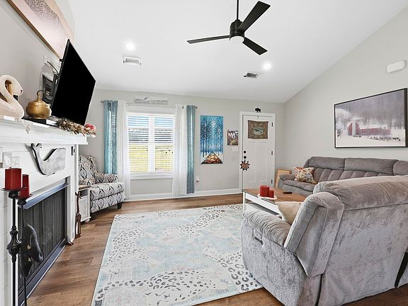 5th image of 1416 Oak Rdg