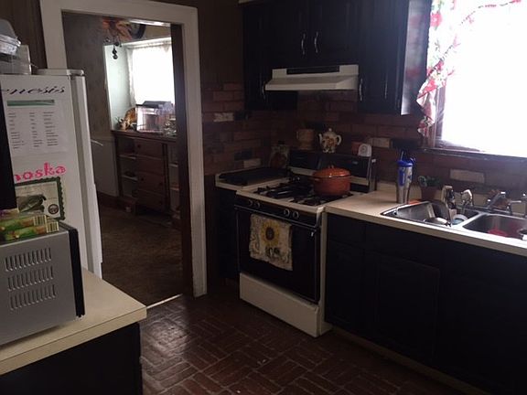 4th image of 372 E Florida Ave
