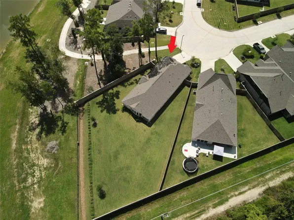 8346 Boundary Waters Dr, Porter, TX 77365