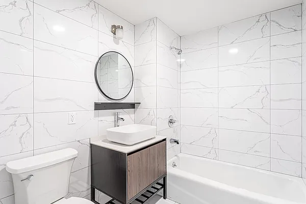 Rented by Oxford Property Group | media 10