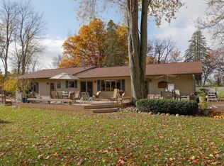1361 Lakeside Dr, Ceresco, MI 49033