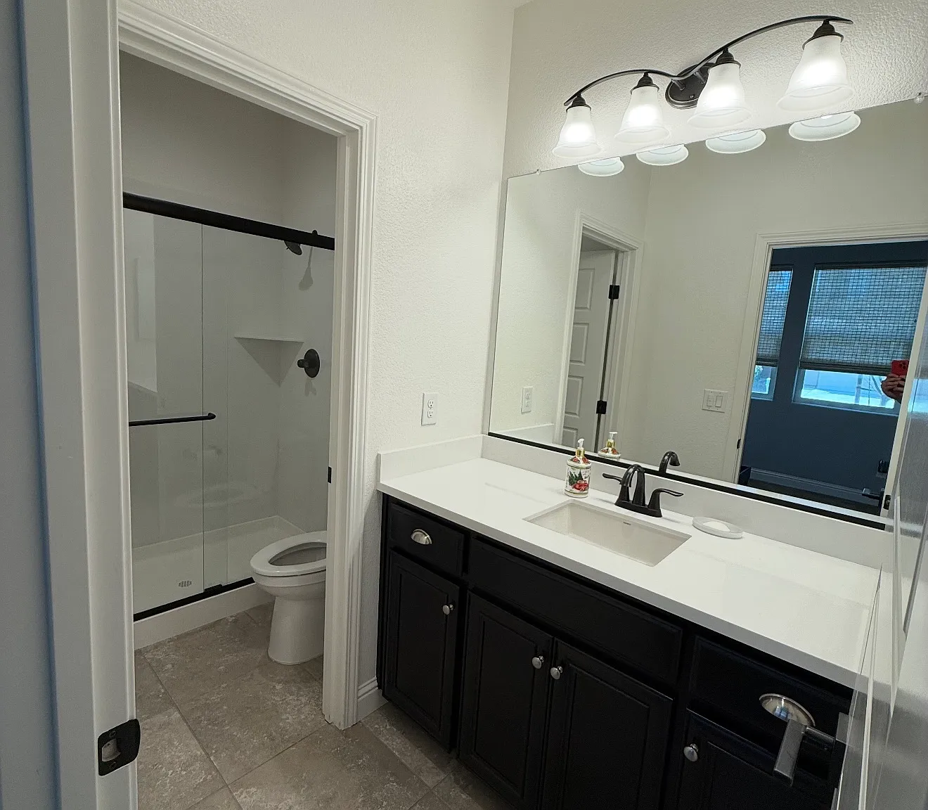 4 bed, 2021 sqft, $1,200 — Photo 4