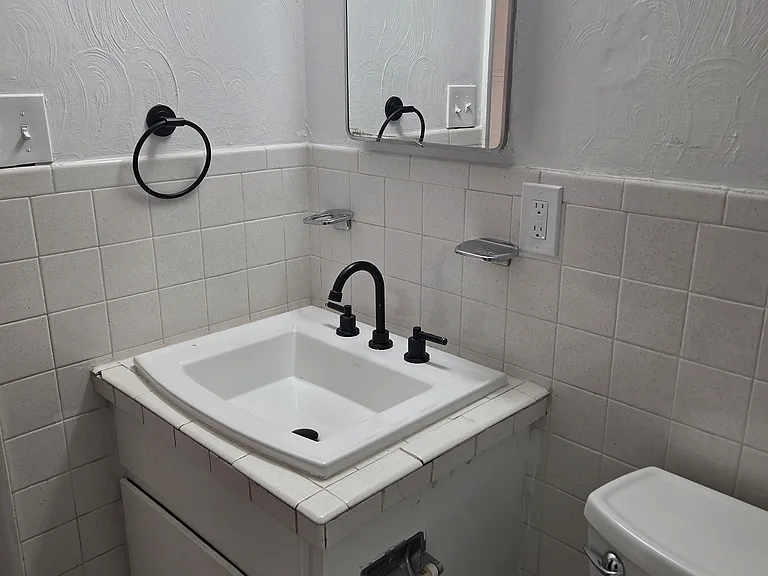 5550 S Sherman St #3 — Photo 3