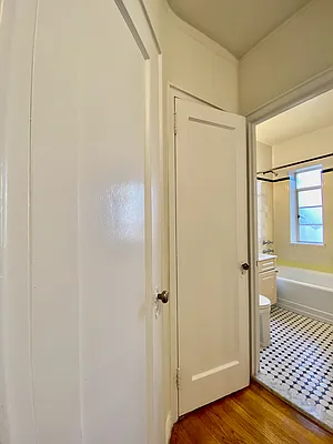 Rented by Sovereign Associates | media 14