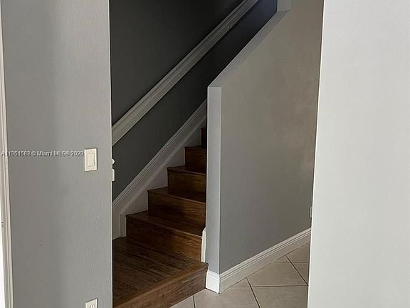4th image of 10018 SW 24th St #16