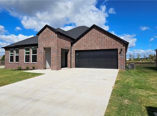 4132 Blossom Ave, Springdale, AR 72764