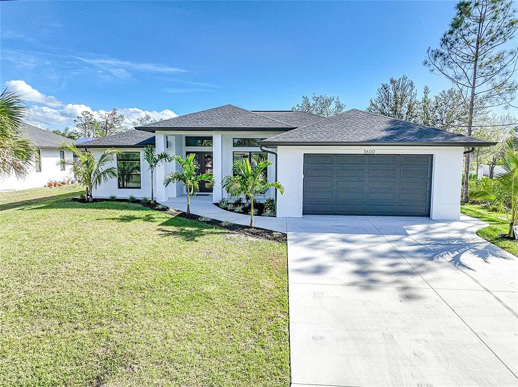 3 bed, 2.0 bath, 1727 sqft, $4,500 — Photo 1