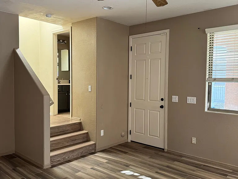 7008 S 7th Ln — Photo 3