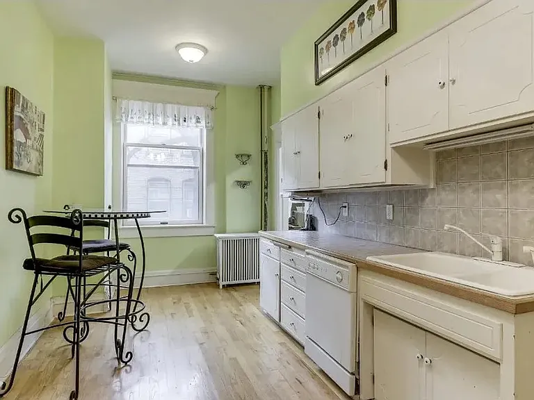 614 Grand Ave #D — Photo 4