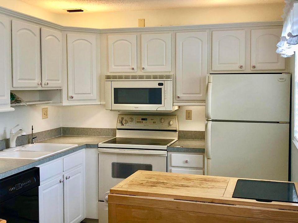 1st image of 1225 NW 21st St #4-414