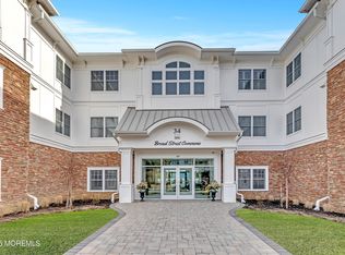 34 Broad St #206, Manasquan, NJ 08736