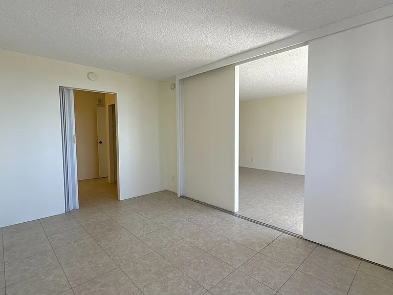 55 S Kukui St #D2606 — Photo 7