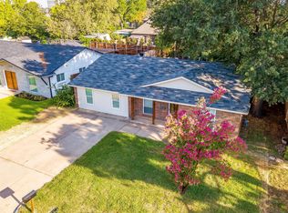 1011 Wildwood Dr, Arlington, TX 76011