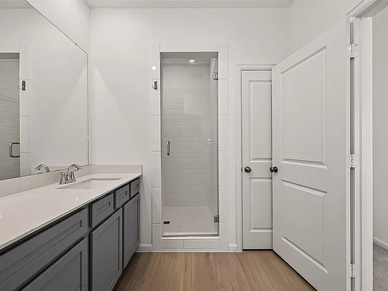 5558 Amber Brook Ln — Photo 29