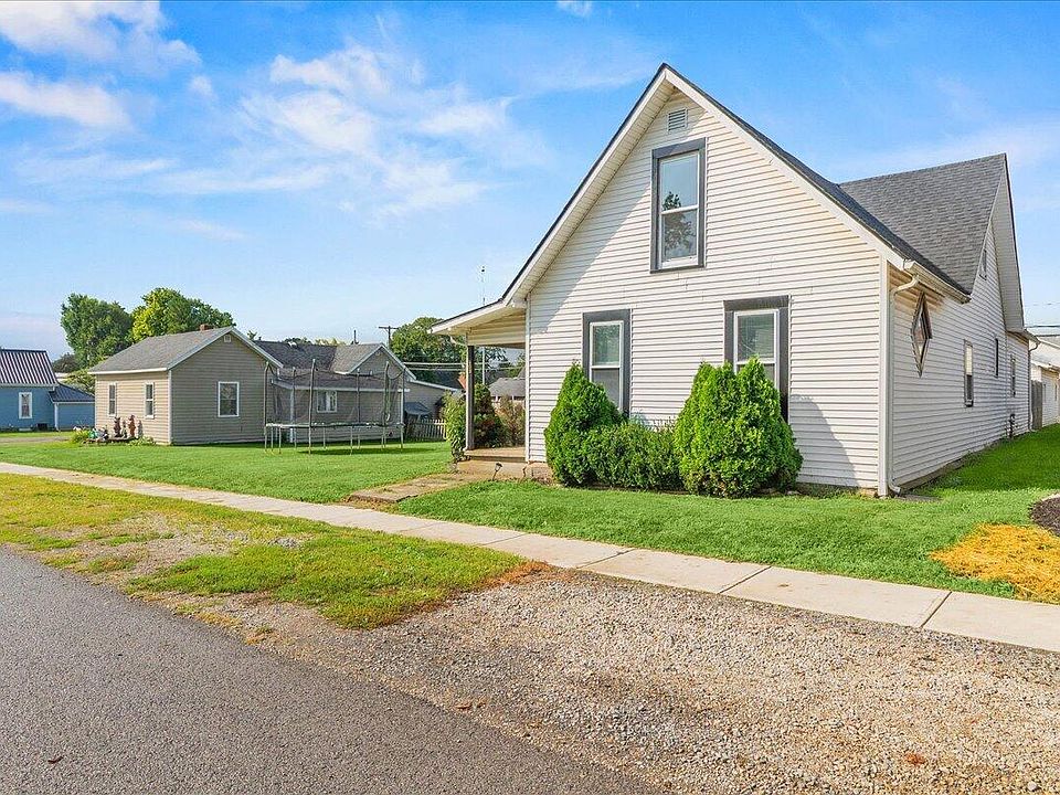 1st image of 303 Koke St