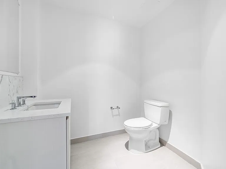 37-14 36th St #7Q — Photo 9