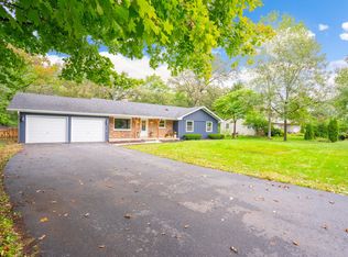 43W850 Nottingham Dr, Elburn, IL 60119