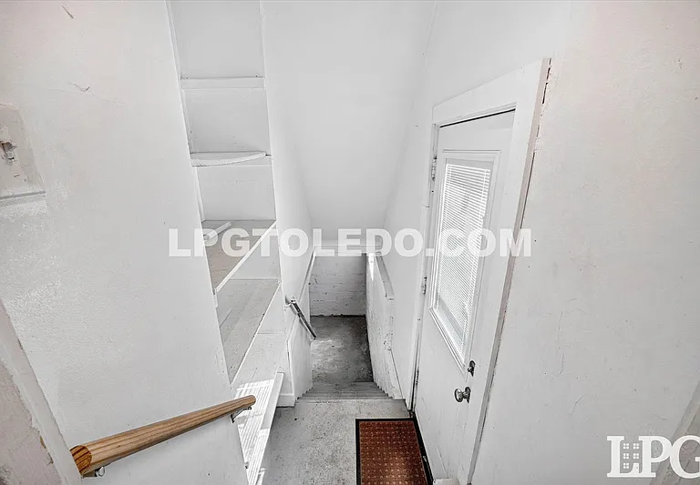 414 Bender Dr — Photo 25