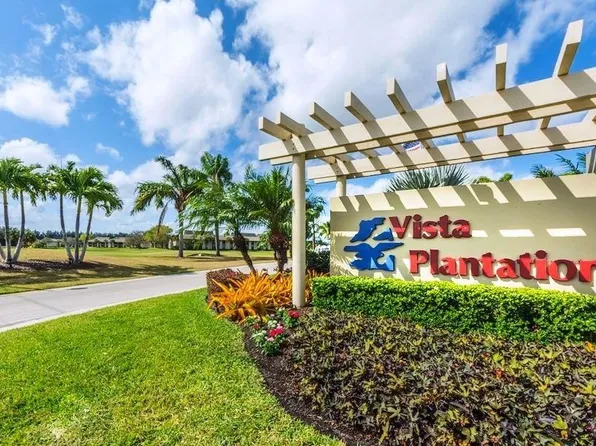 32 Plantation Dr APT 203, Vero Beach, FL 32966