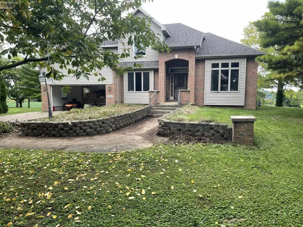 3621 Hull Rd, Huron, OH 44839