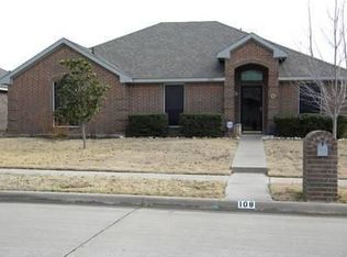 108 Forest Park Ln, Red Oak, TX 75154