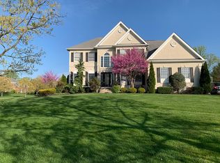 3 Galloping Way, Tinton Falls, NJ 07724