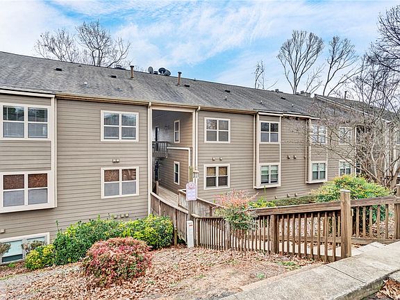 2nd image of 114 Captains Way