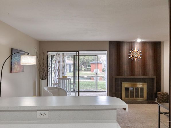 1225 N Camelot Dr, Boise, ID 83704