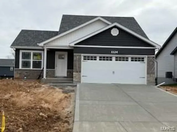 1124 Bronze Dr, Foristell, MO 63348