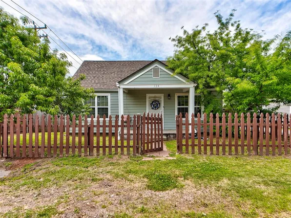 134 E Himes St, Norman, OK 73069