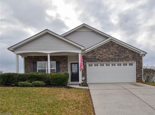 810 Redland Dr, Mc Leansville, NC 27301