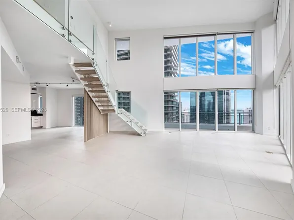 60 SW 13th St APT 2600, Miami, FL 33130