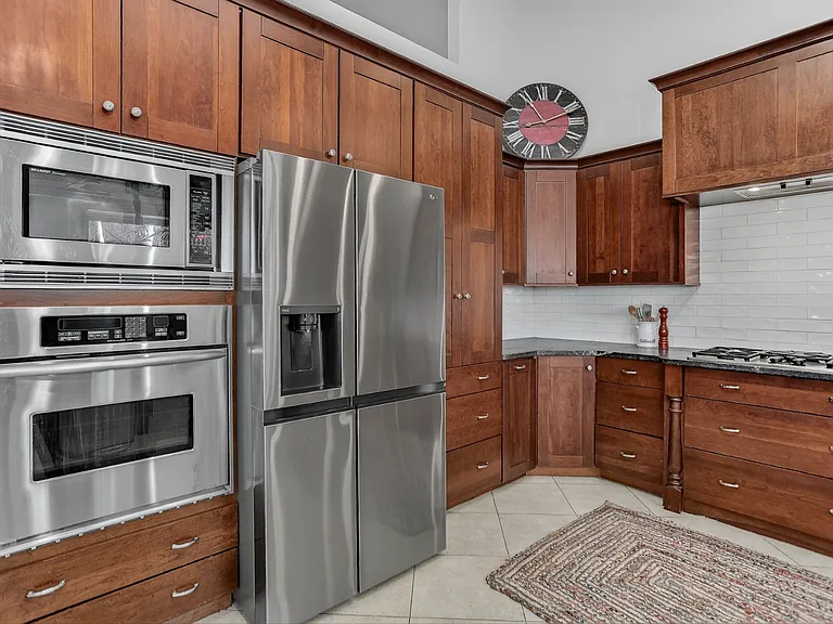 13 Mesa Oak — Photo 6