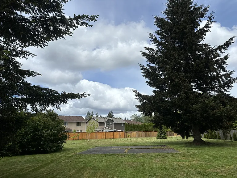 5491 Park Place Loop SE — Photo 40