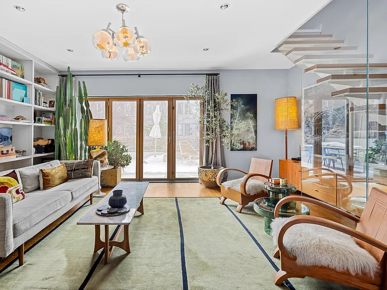 44 Sharon St #2 — Photo 9