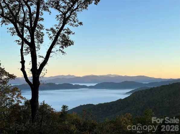 W Garden Trl #57, Hendersonville, NC 28792