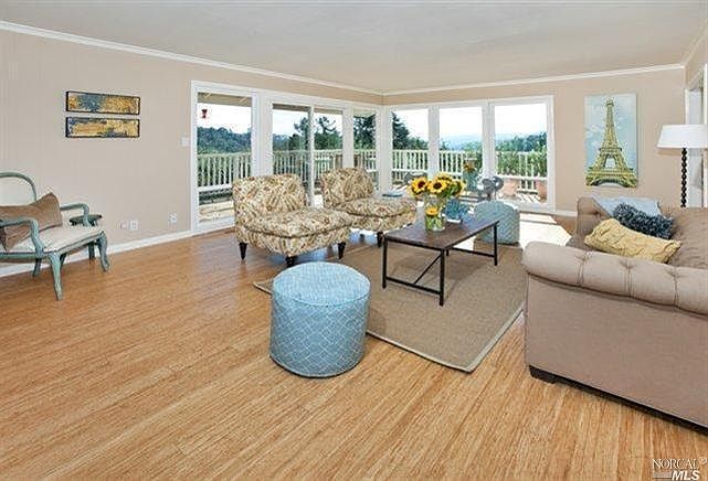 1st image of 44 Woodside Dr