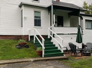 168 Belvidere St APT 2, Saint Johnsbury, VT 05819